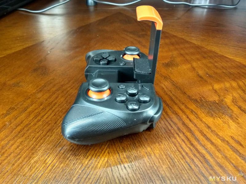 Джойстик, геймпад, игровой контроллер