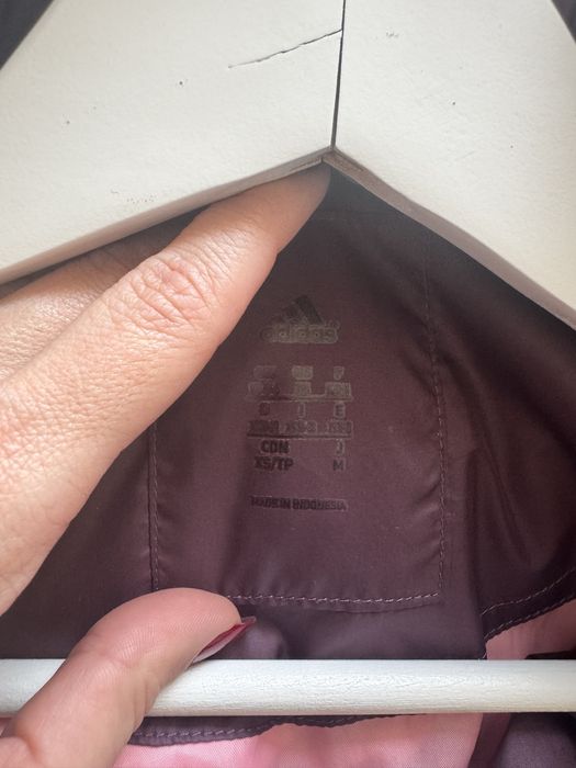 Дамско яке Adidas размер s/Xs