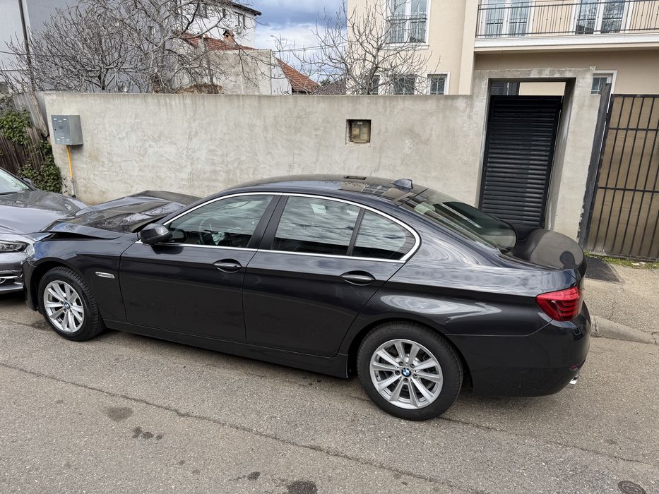 Bmw F10 Lci automat 520d 190 cai avariat lovit porneste- se deplasează