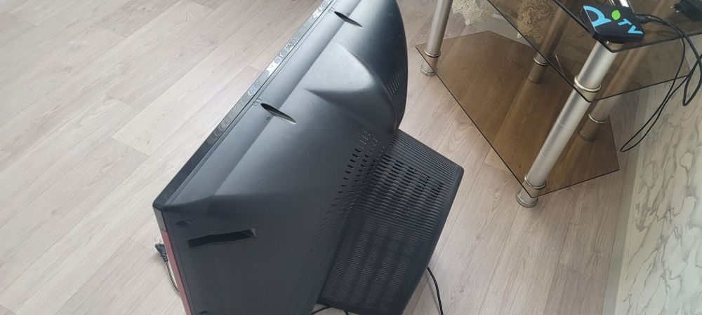 Телевизор  LG отдам