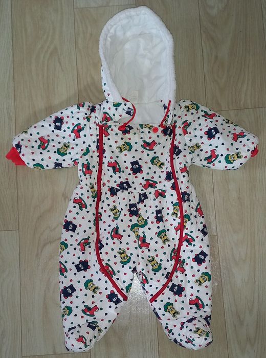 Продам детский комбинезон