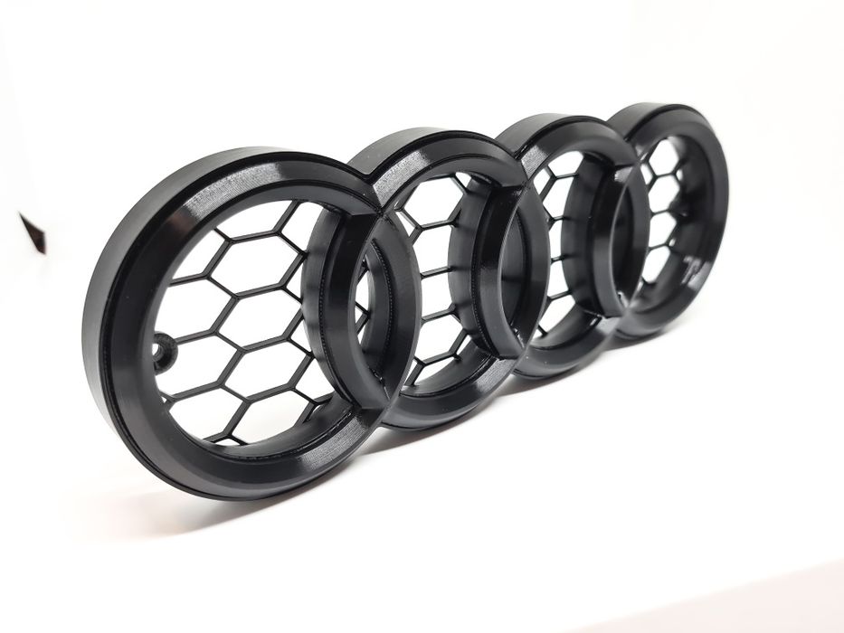 Emblema Audi pentru grila rs tip fagure
