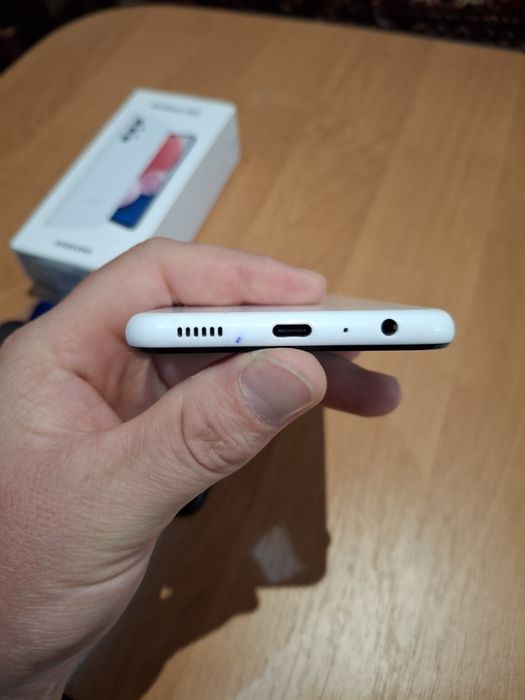 Samsung Galaxy A13  Хорошш!!!