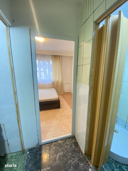 Cameră de cămin cu baie Nicolina și Baza 3