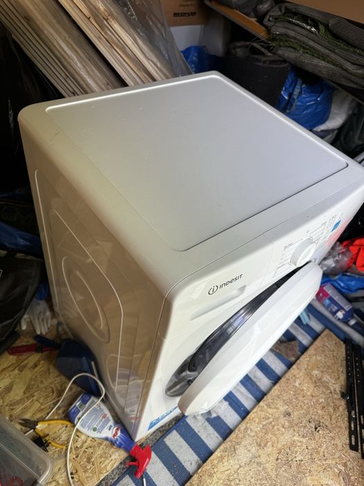 Uscător rufe Indesit 8kg, stare foarte bună