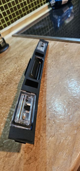 Планка открывания багажника BMW