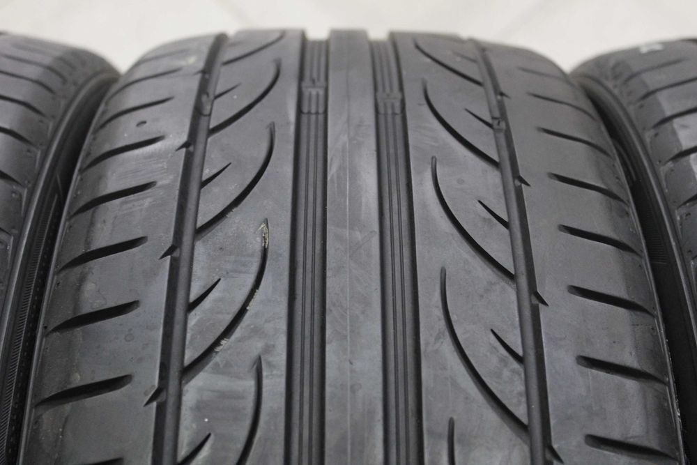 215/40-16 Hankook