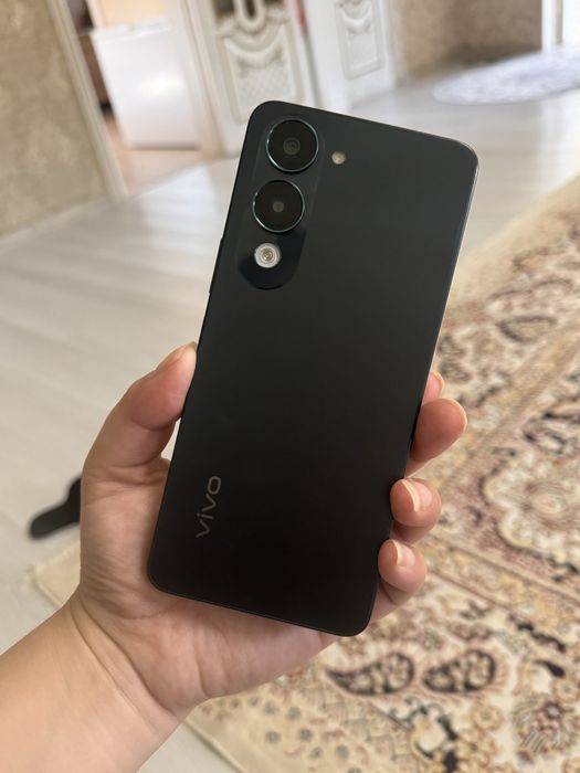 Телефон Vivo Y04 новый