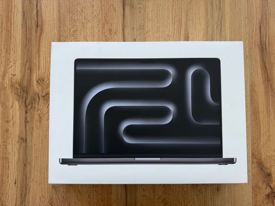 ЧИСТО НОВИ MacBook Pro 16" M4 PRO Chip 14-CPU/20-GPU/24GB RAM/512 SSD