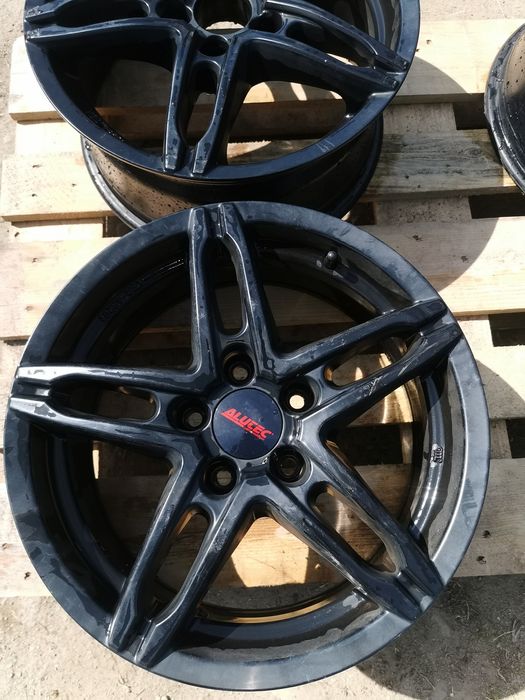 Vând jante aliaj R16 x110 Alutec
