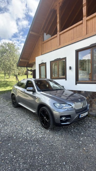 X6  2010 Autoutilitar