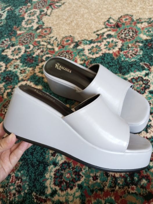 Женская обувь летниий