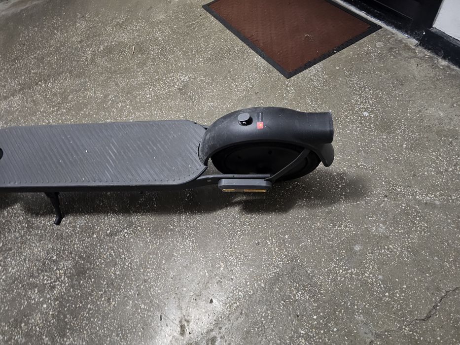 Trotineta electrica Xiaomi Scooter Elite