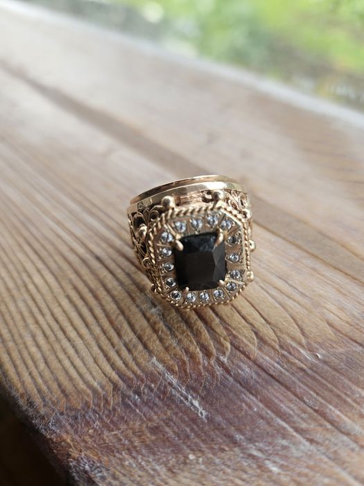 Перстень золотой 585 20.5 размер 25 грам