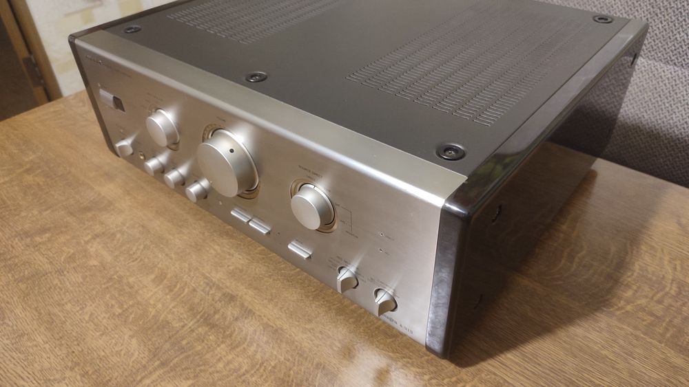 Продам Onkyo Integra A-919
