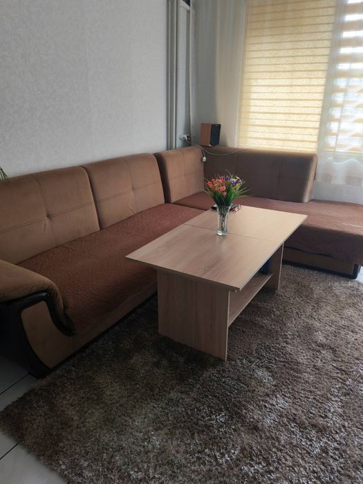 Ъглов диван за хол