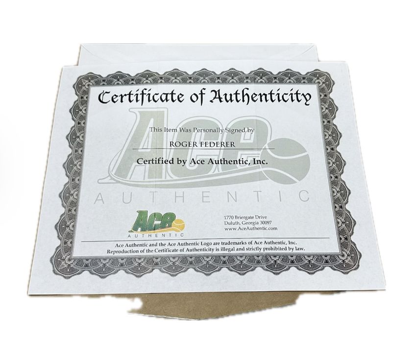 Тенесные подписанные мячи!