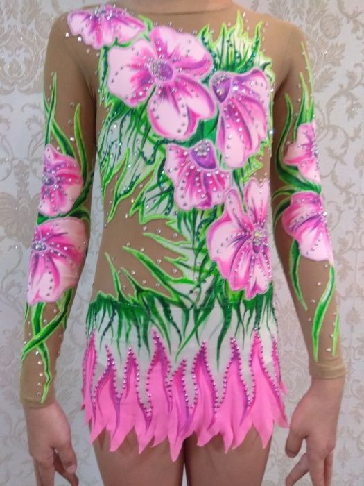 Классный купальник.