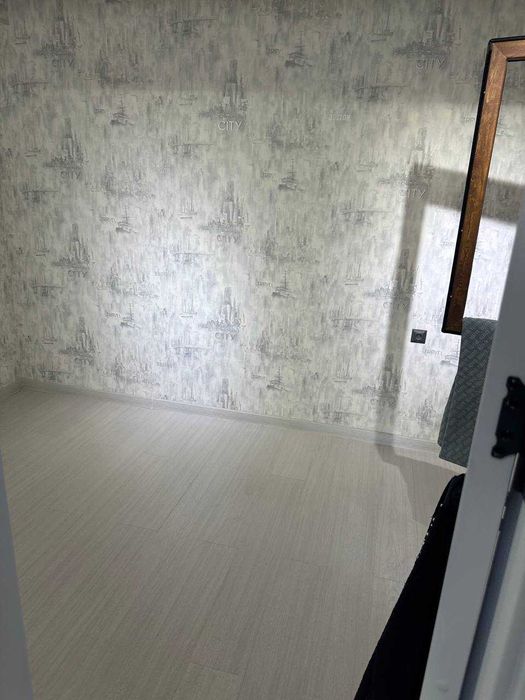 Мирзо Улугбек тумани Бўз 2 Узумзор кучаси 4 хонали квартира сотилади