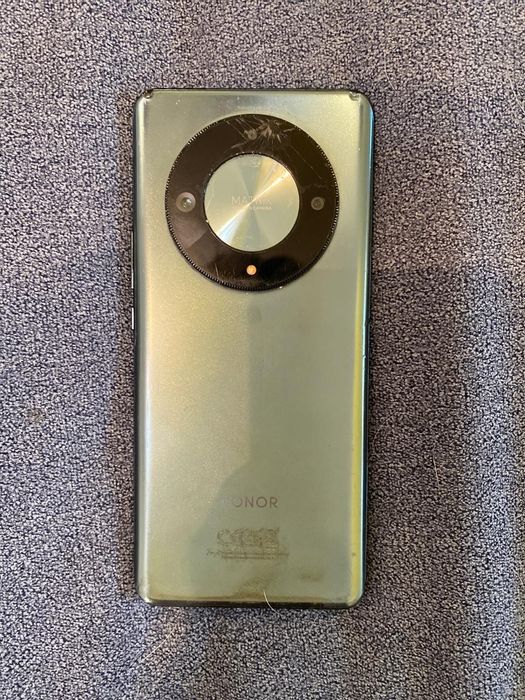 Android phone Honor