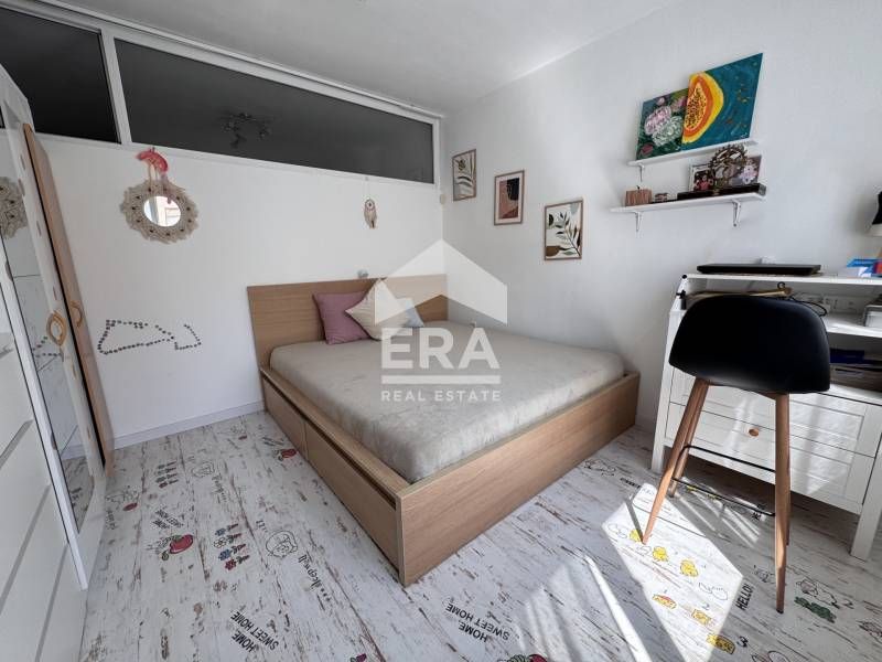Продава се Тристаен апартамент в Варна, Възраждане 1 - 75 кв.м за 1999 €/кв.м - Снимка #4