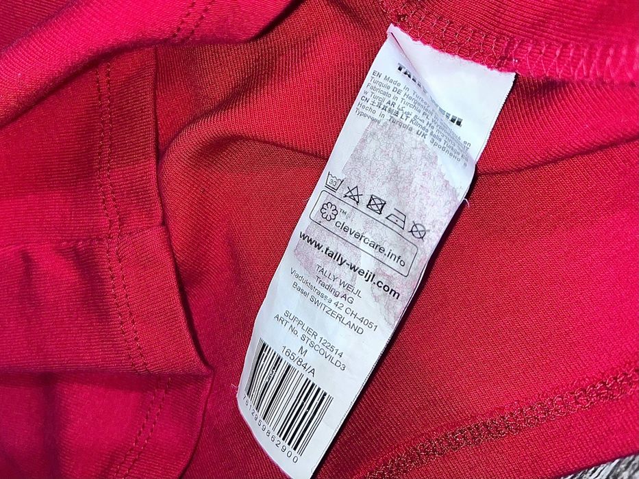 Женский красный лонгслив