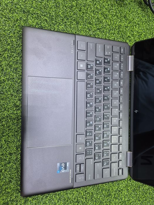 Ультрабук Премиум класса HP Spectre 13 intel Core i7 13го пок. 16/512