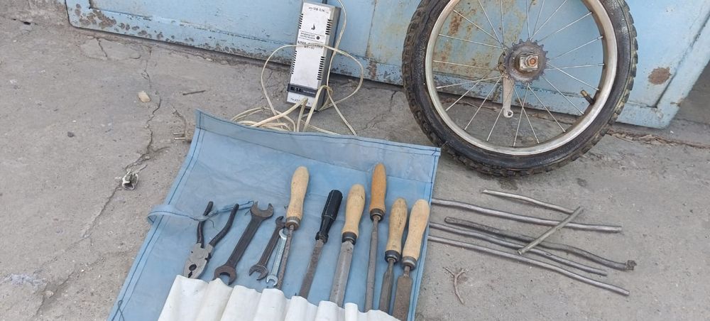 Трансформатор,колесо, олово,набор напильника