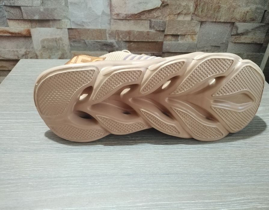 Adidași liesmlies