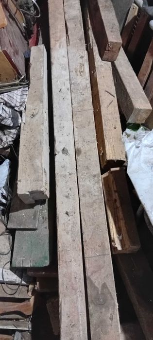 Продам дрова дешево  3 куба  (для бани)