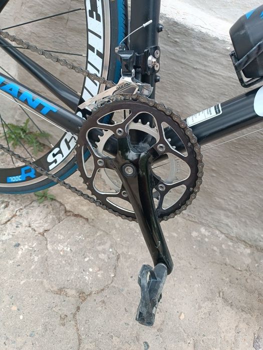 Шоссейний велосипед Giant