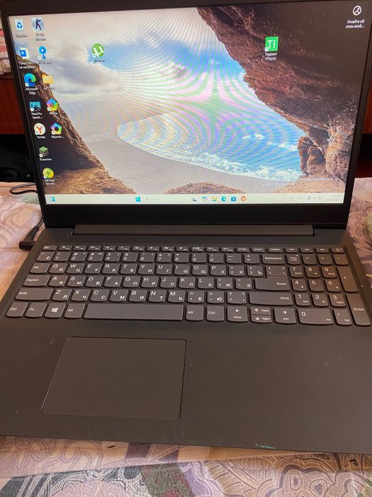 Ноутбук Леновооо