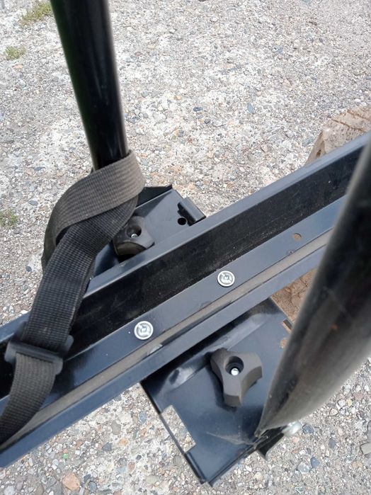 Багажник для велосипеда на автомобиль