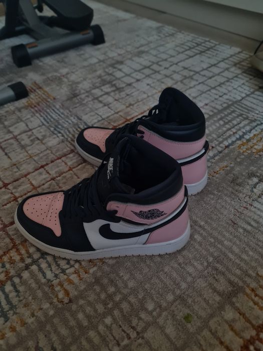 Adidasi Jordan 1 High