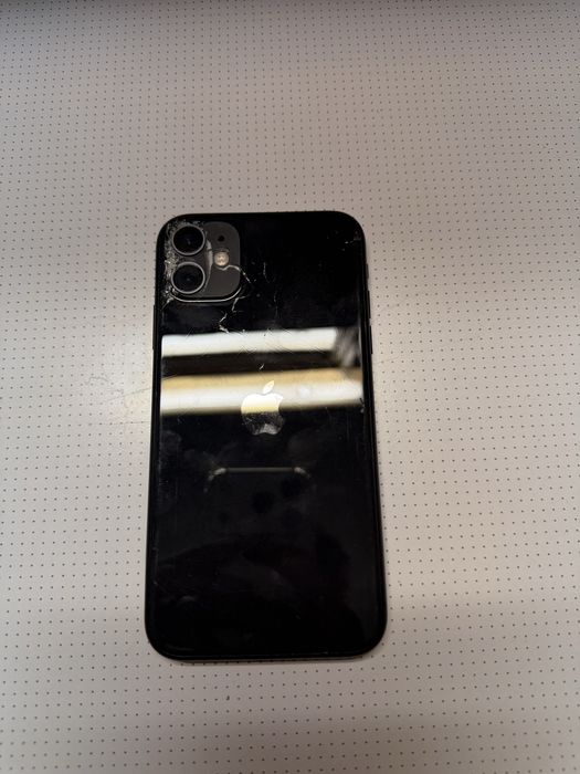 iPhone 11 128gb ochilmagan