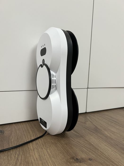 Робот мойщик окон