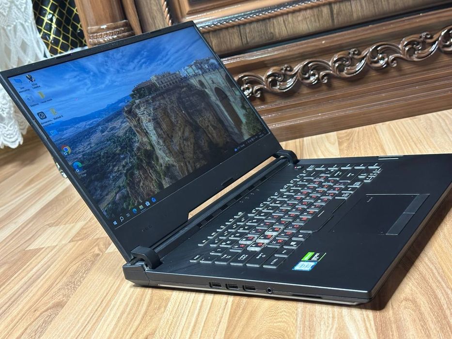 Топовый игровой ноутбук Asus ROG Strix intel Core i7 16/512 GTX 1660Ti