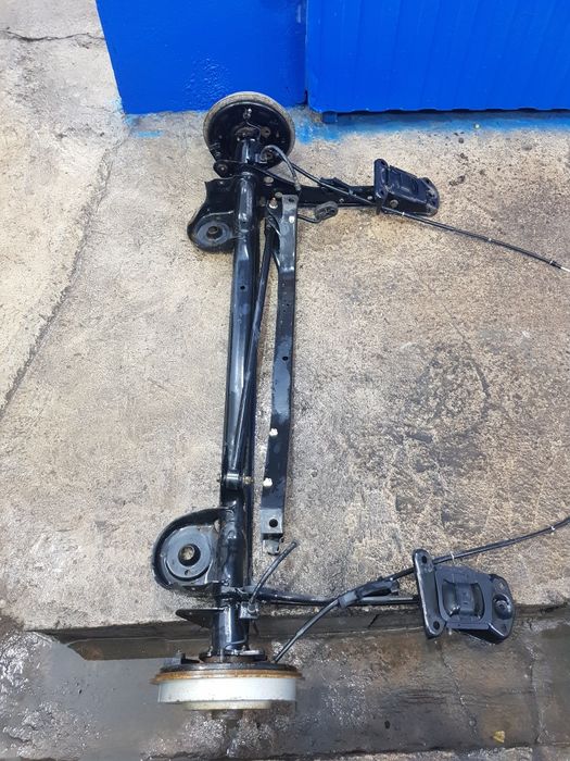 Балка задняя Jetta VI