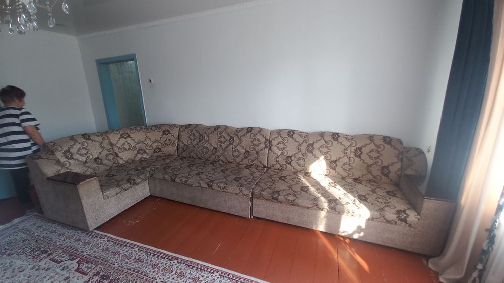 Диван б/у хороший