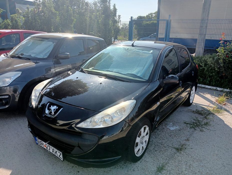 Peugeot 206 plus-2011