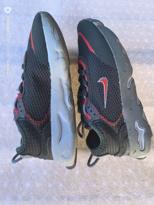 Детски маратонки nike номер 30 перфектни стелка 18. 5см