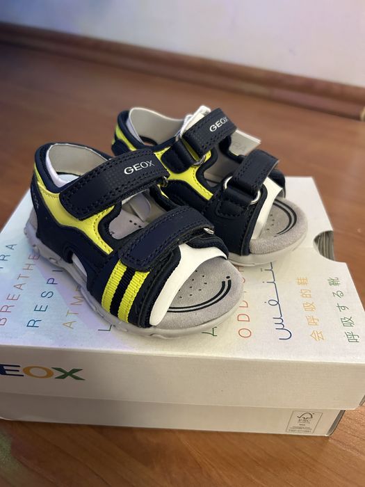 Сандали Geox , за бебе