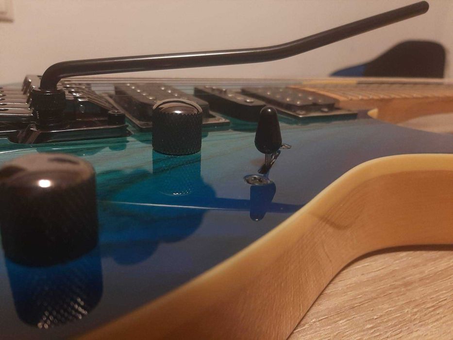 Chitara IBANEZ, model RG370AHMZ Standard