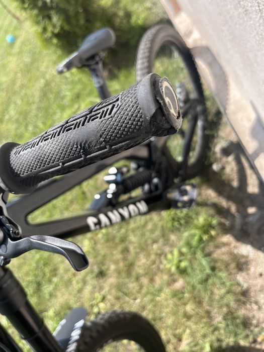 Canyon SENDER UNDERDOG 2026 S-frame  carbon 29-27.5” downhill