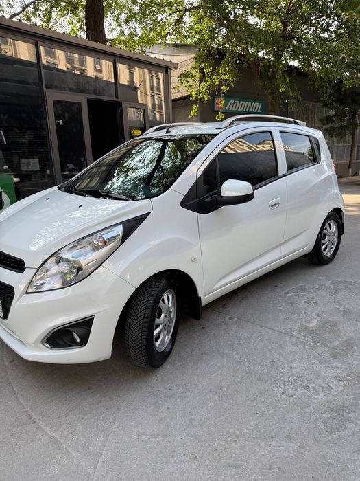 Продаю chevrolet Spark avtomat