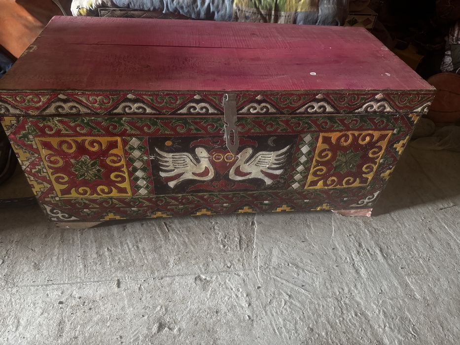 сандық сатылады