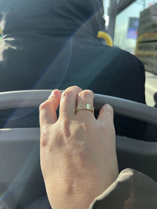 Продам кольцо Cartier- Вес 3,40