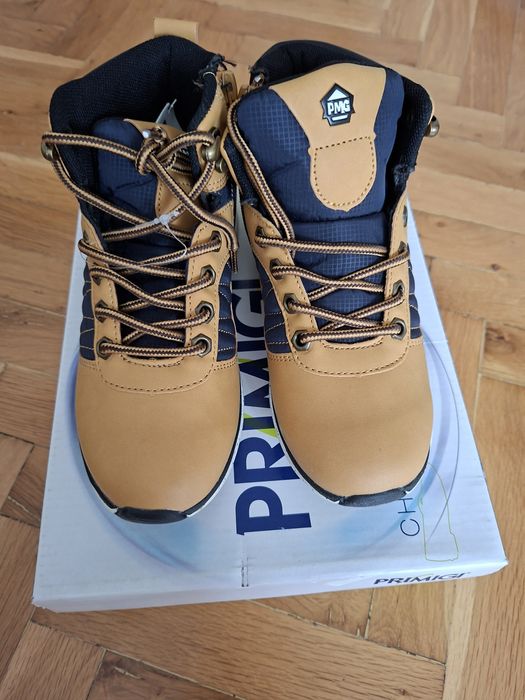 Нови боти Primigi,  номер 32