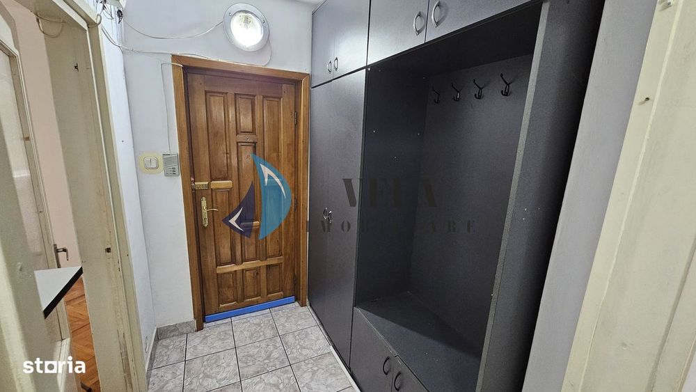 Apartament 2 camere, Unirii, izolat, decomandat