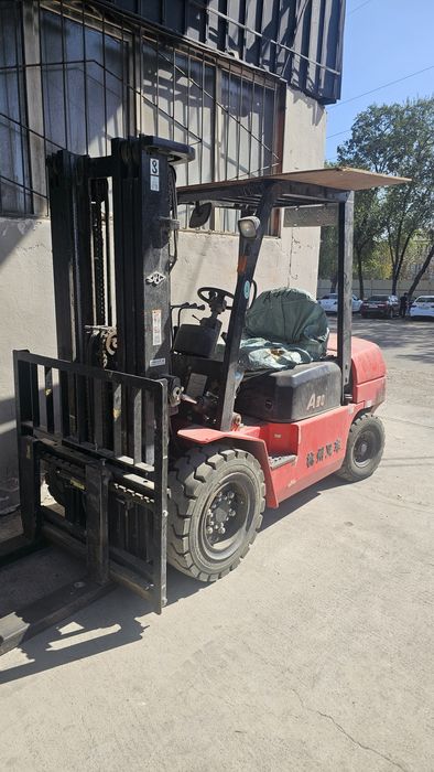 Кара погрузчик ...